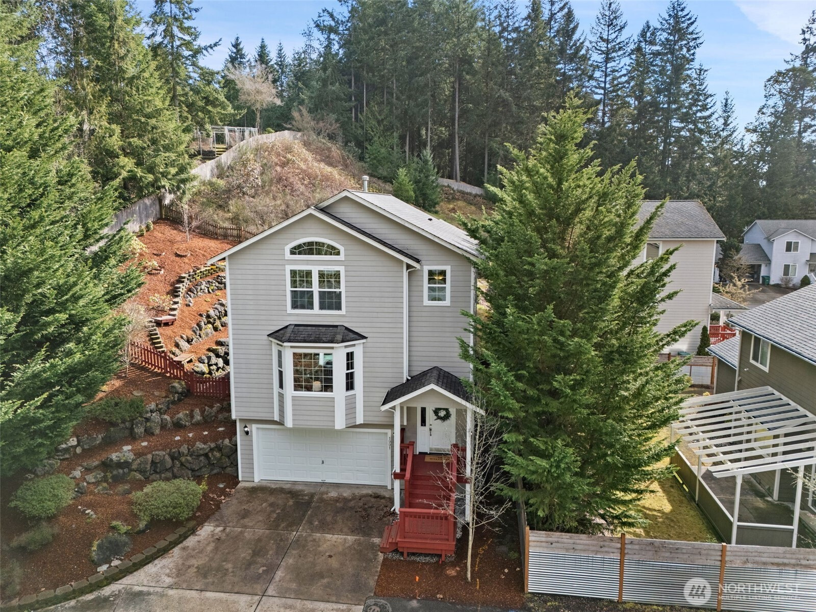 1991 NE Trussel Court, Bremerton, WA 98311