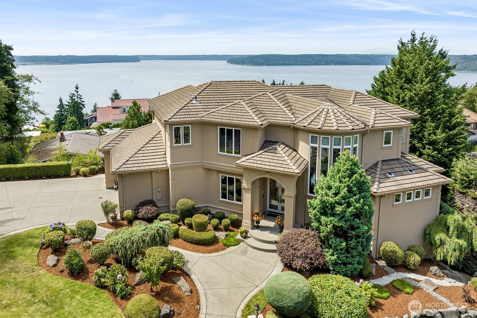 1705 61st Street NE, Tacoma, WA 98422