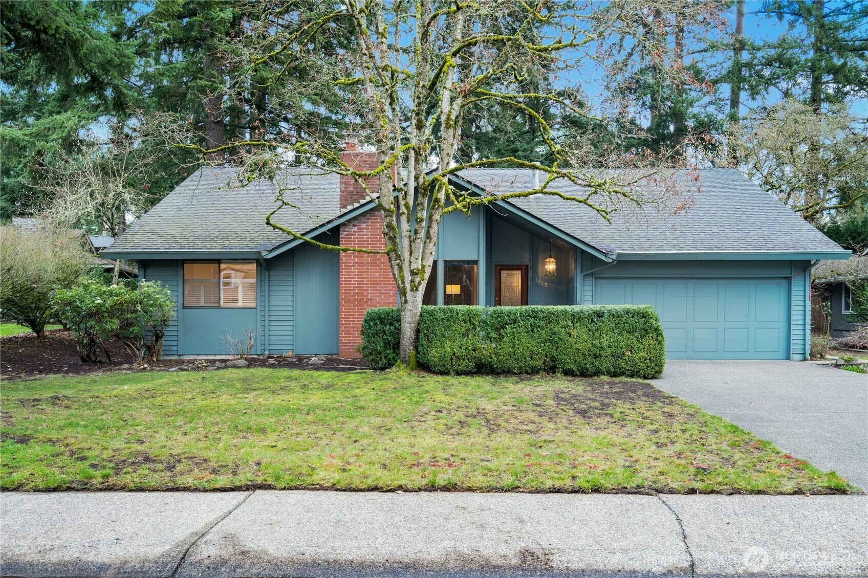 1912 161st Avenue NE, Bellevue, WA 98008