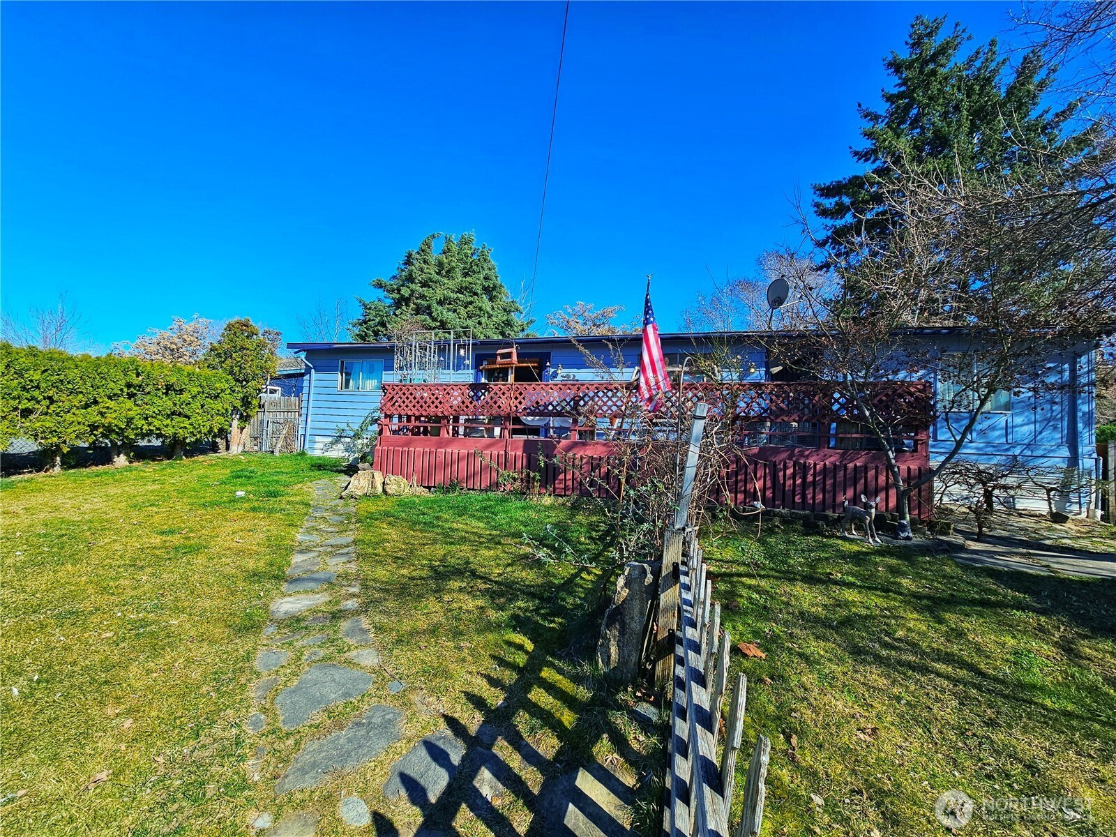 2501 Sunset Highway, East Wenatchee, WA 98802