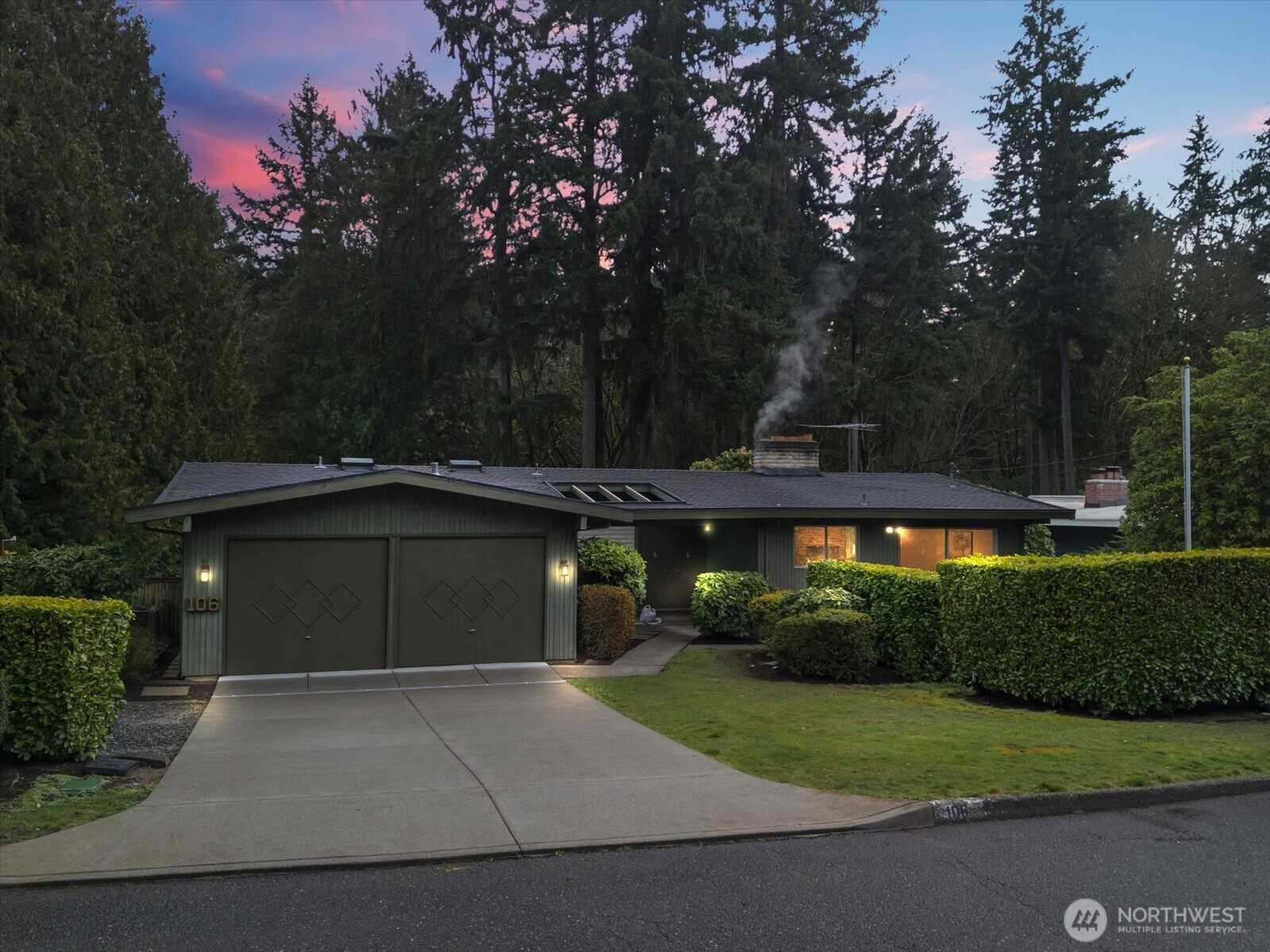 106 165th Avenue SE, Bellevue, WA 98008