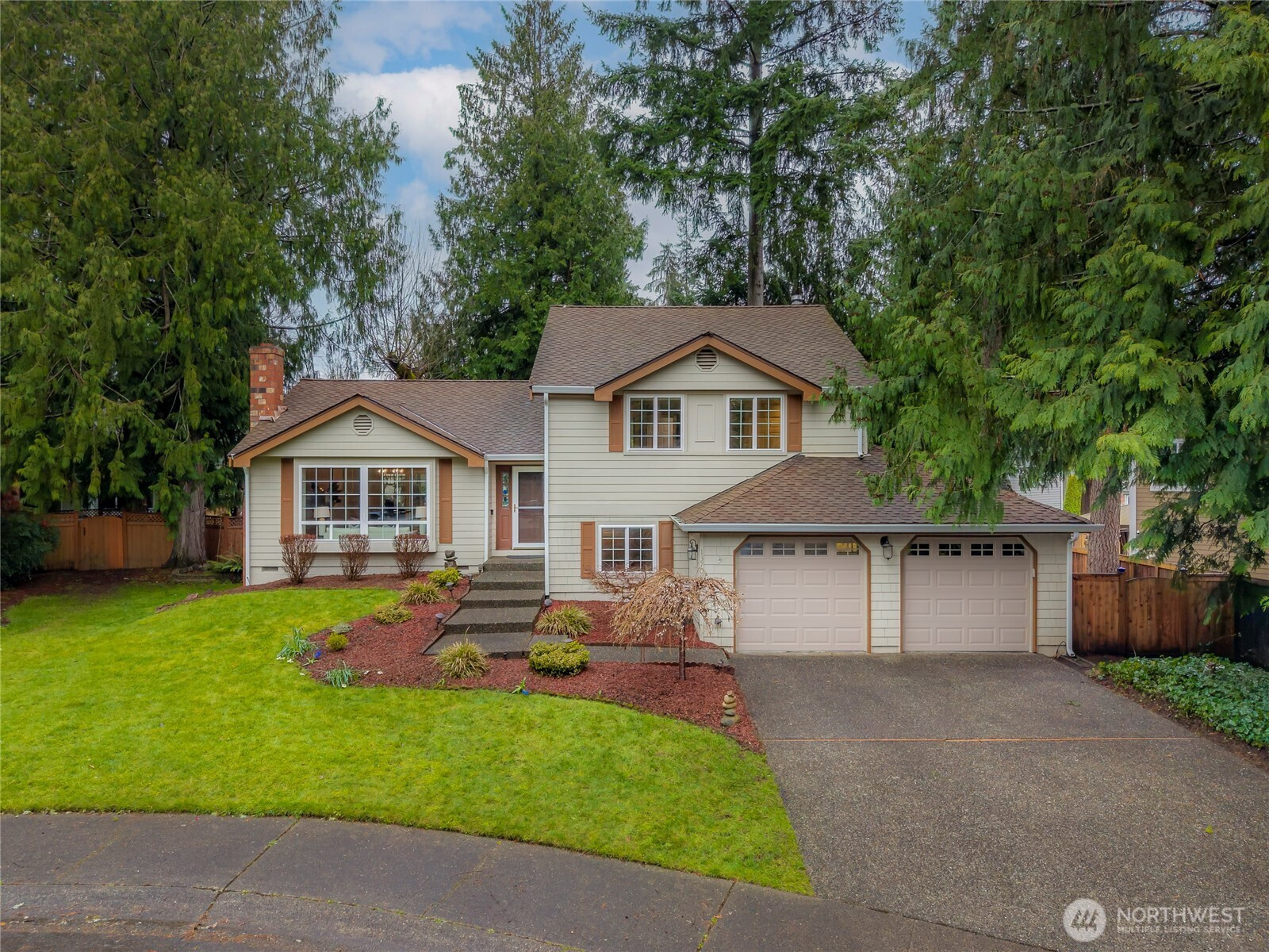 13708 175th Court NE, Redmond, WA 98052