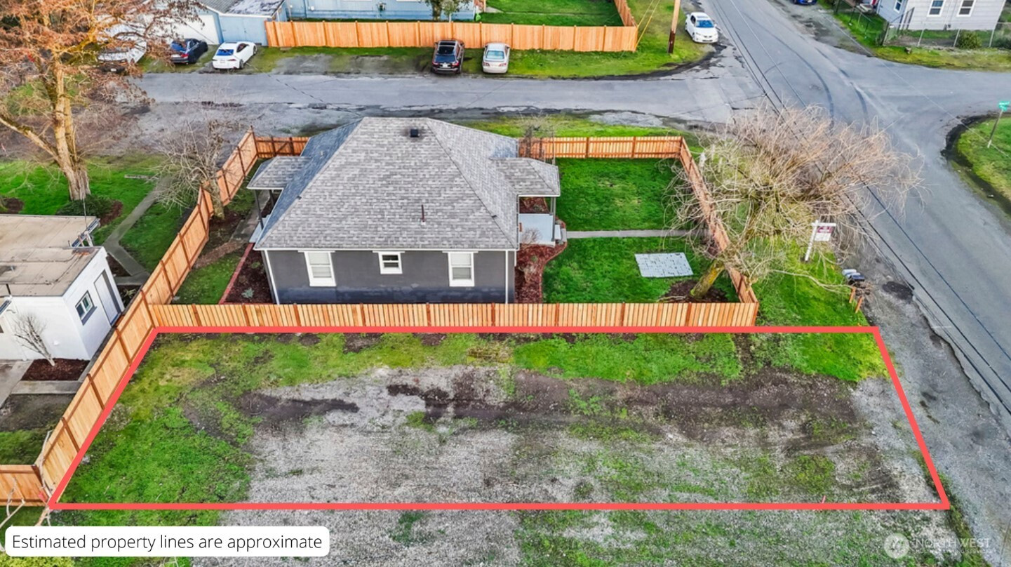 755 110th Street S, Tacoma, WA 98444