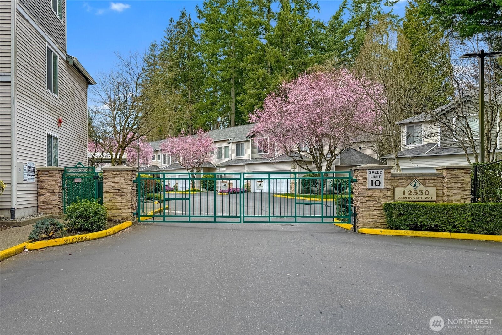 12530 Admiralty Way, Everett, WA 98204