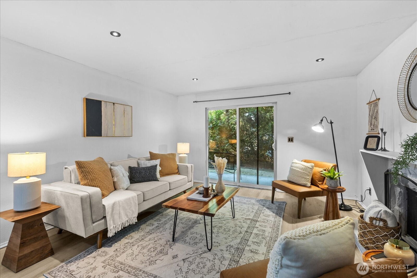 22107 66th Avenue W, Mountlake Terrace, WA 98043