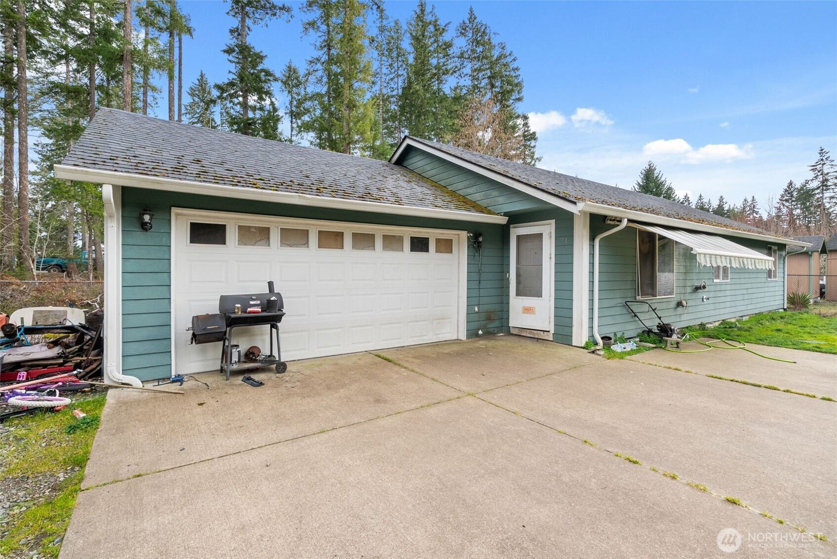 71 E Iron Wood Place, Shelton, WA 98584
