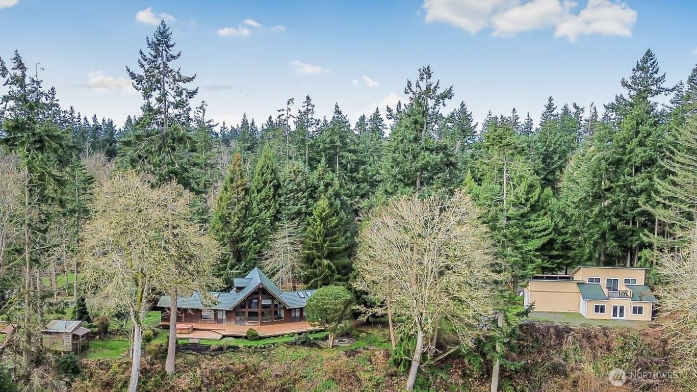 3968 S East Camano Drive, Camano Island, WA 98282