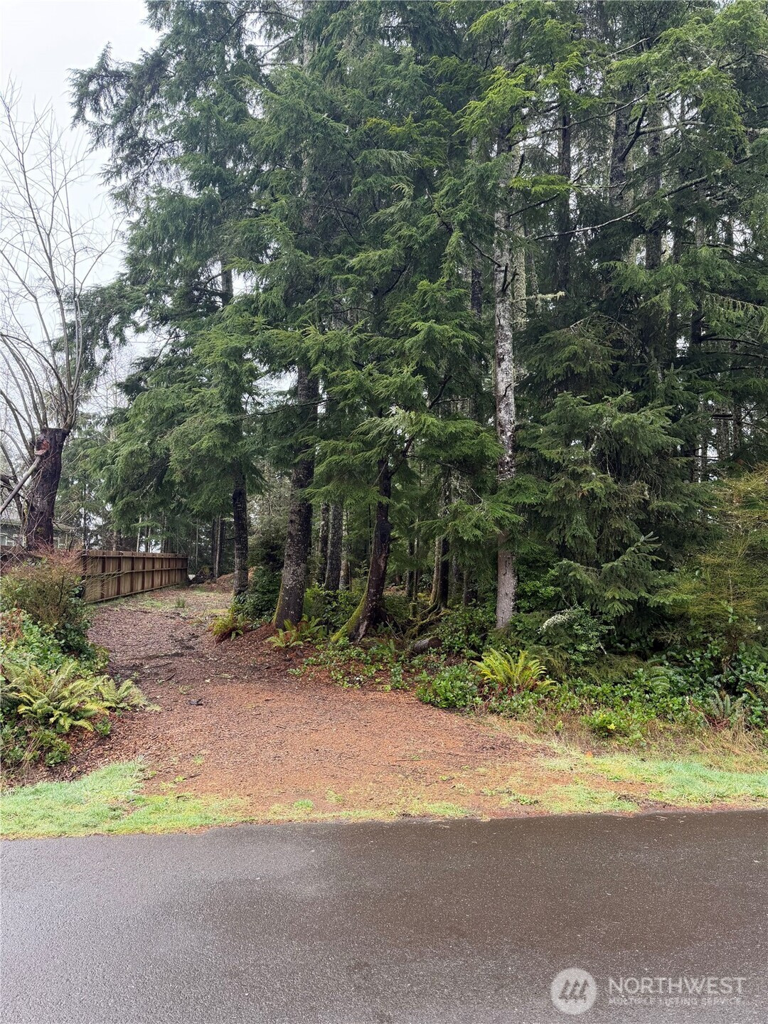 736 Chenois Avenue NE, Ocean Shores, WA 98569