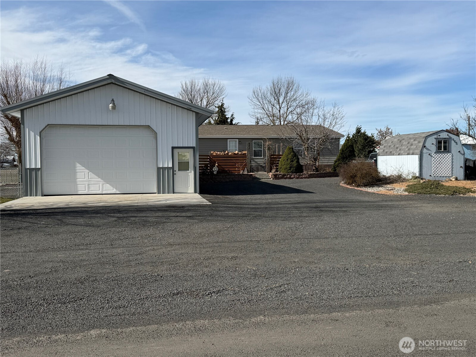 165 NE Dungan Street, Creston, WA 99117