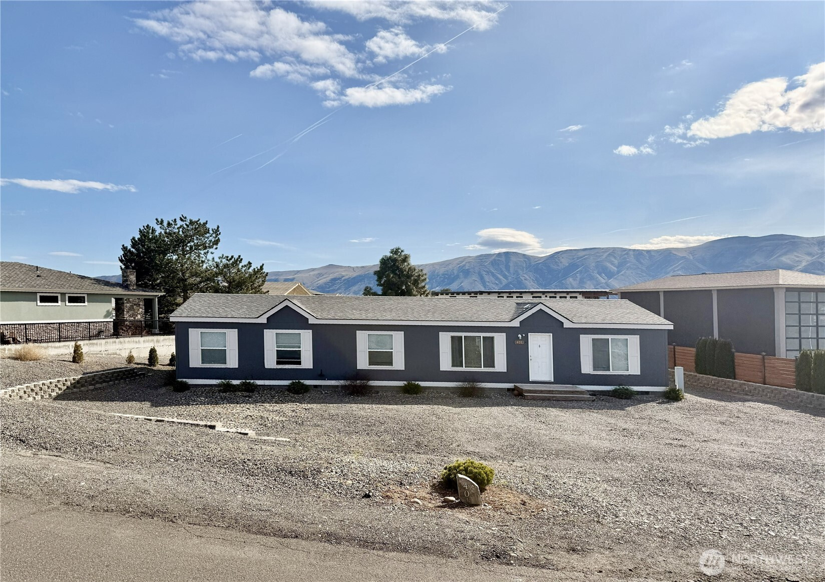 401 Peachtree Place SW, Mattawa, WA 99349