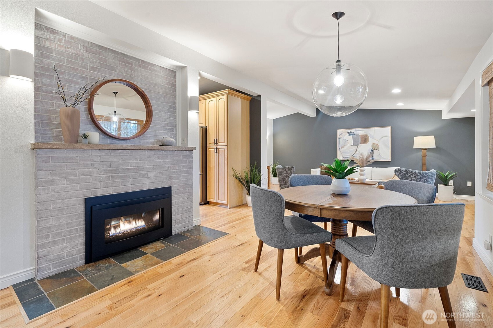 21614 SE 259th Street, Maple Valley, WA 98038