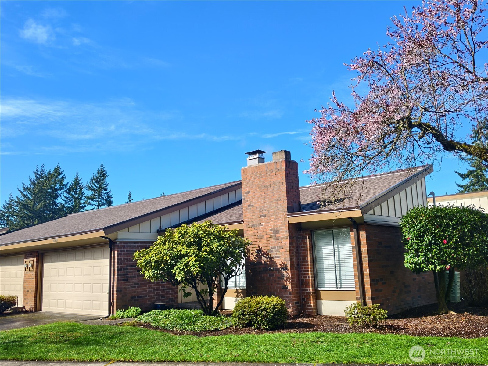 15930 NE 15th Street, Bellevue, WA 98008