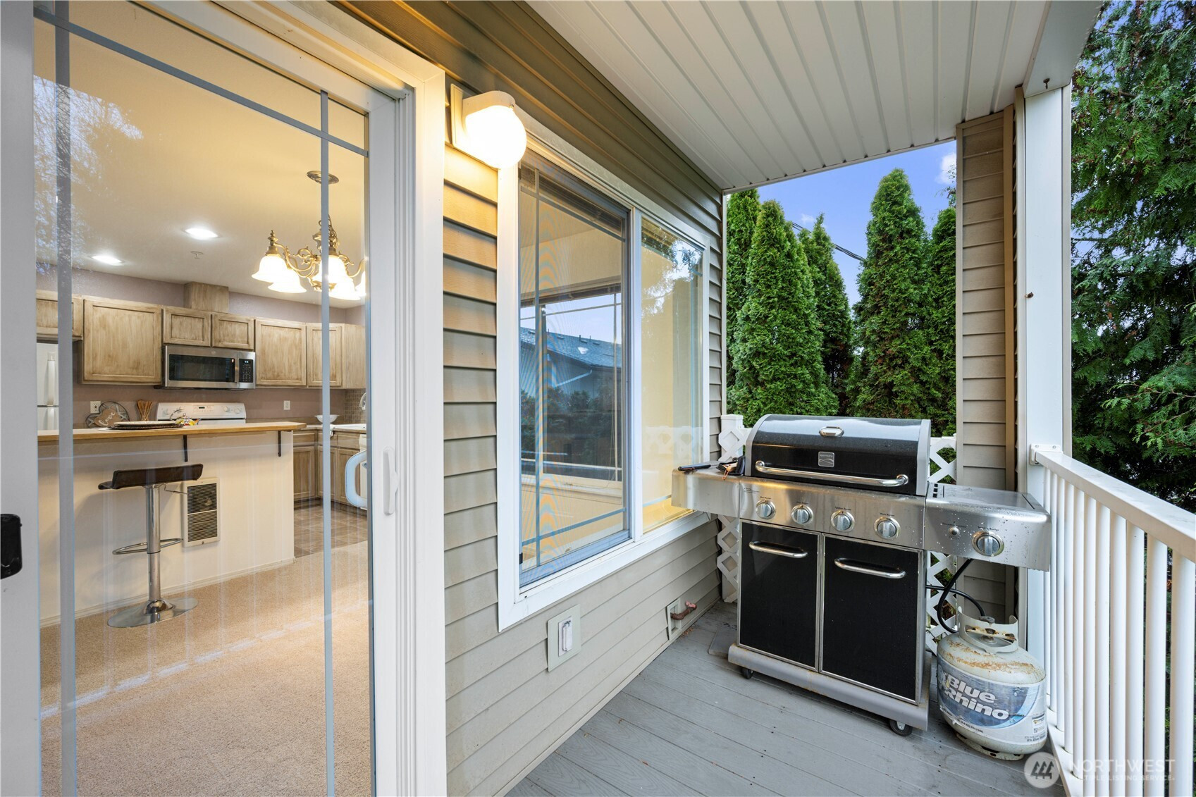 10025 9th Avenue W, Everett, WA 98204