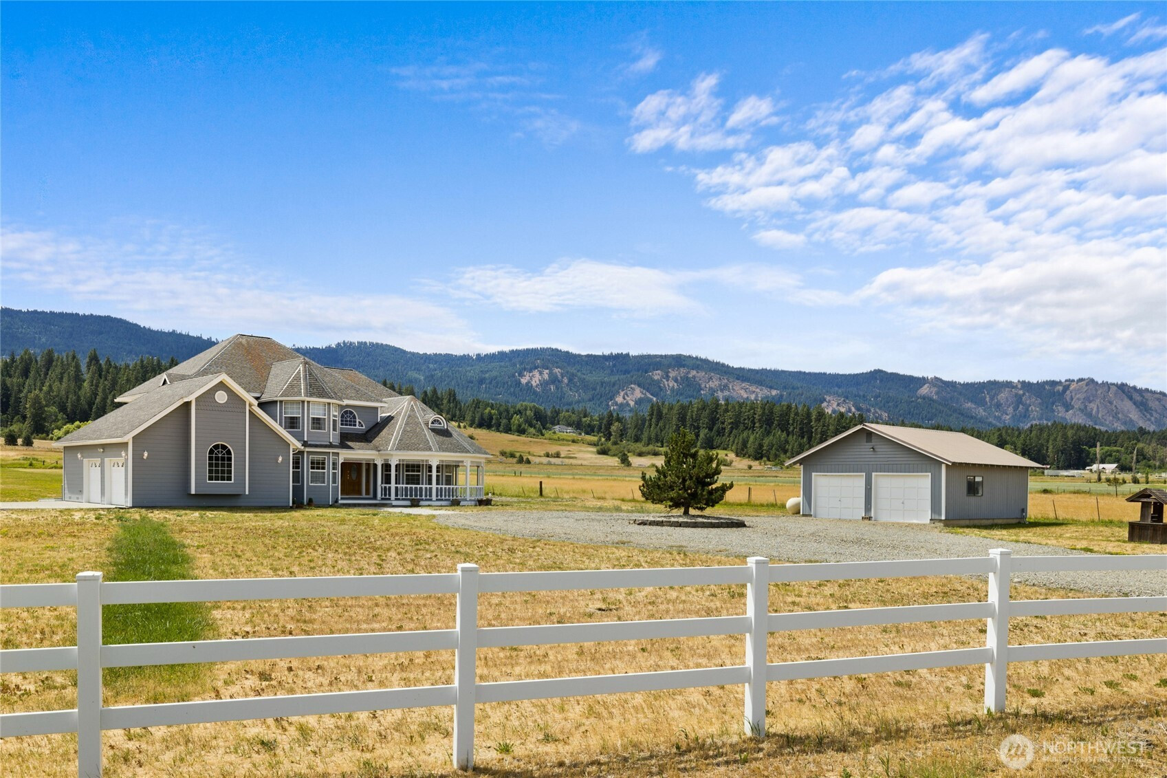 6280 Lower Peoh Point Road, Cle Elum, WA 98922