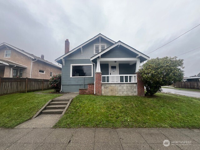 1104 S Prospect Street, Tacoma, WA 98405