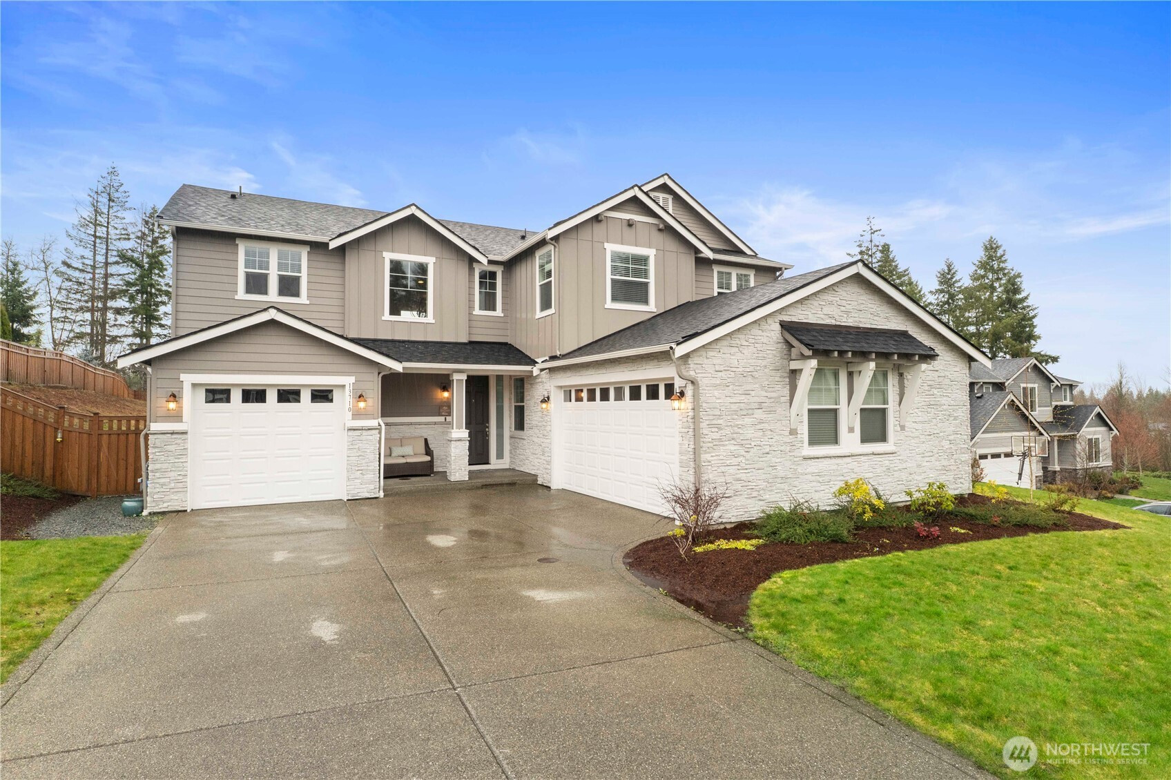 13710 190th Avenue E, Bonney Lake, WA 98391