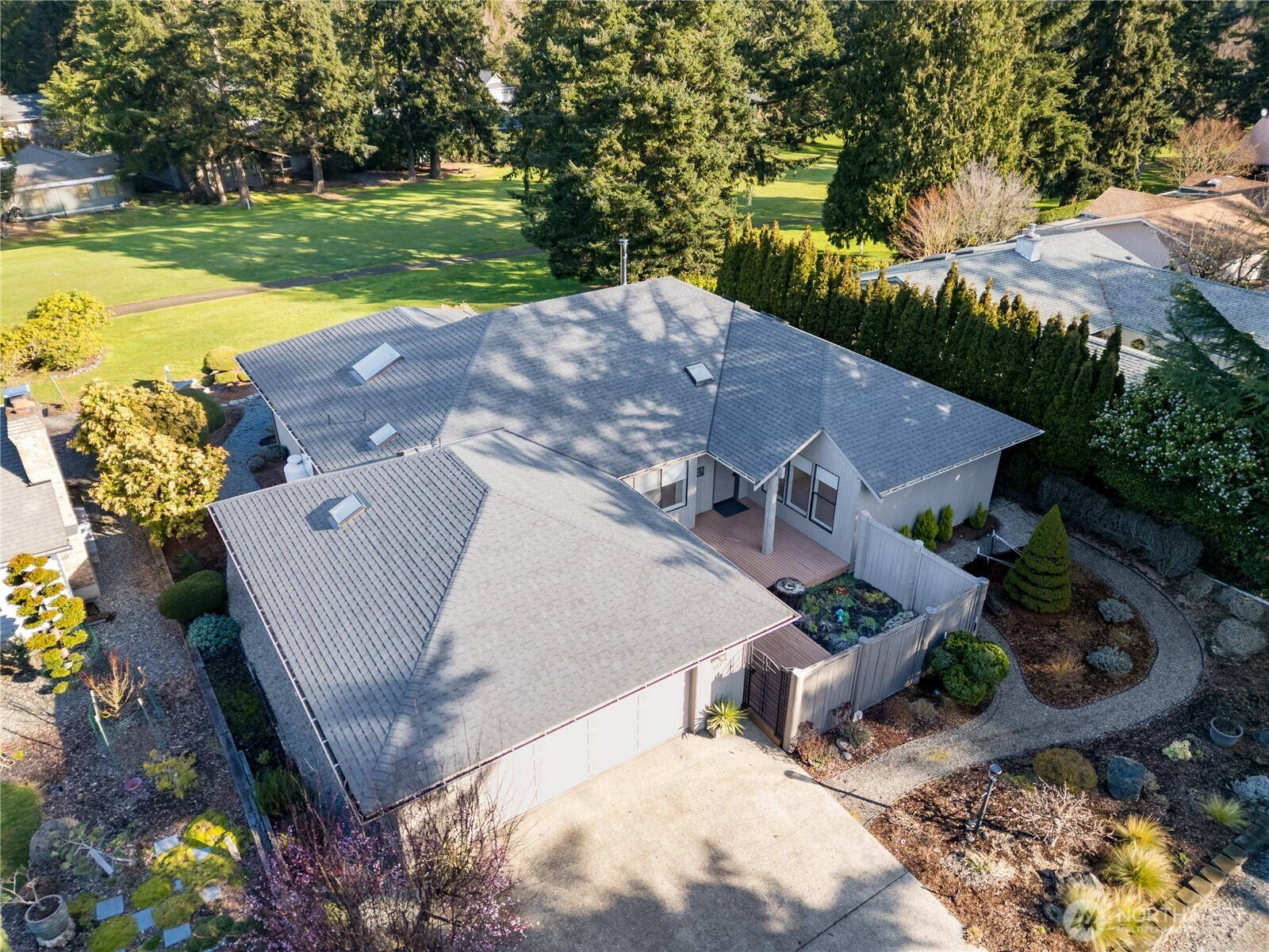 107 Hogans Vista, Sequim, WA 98382