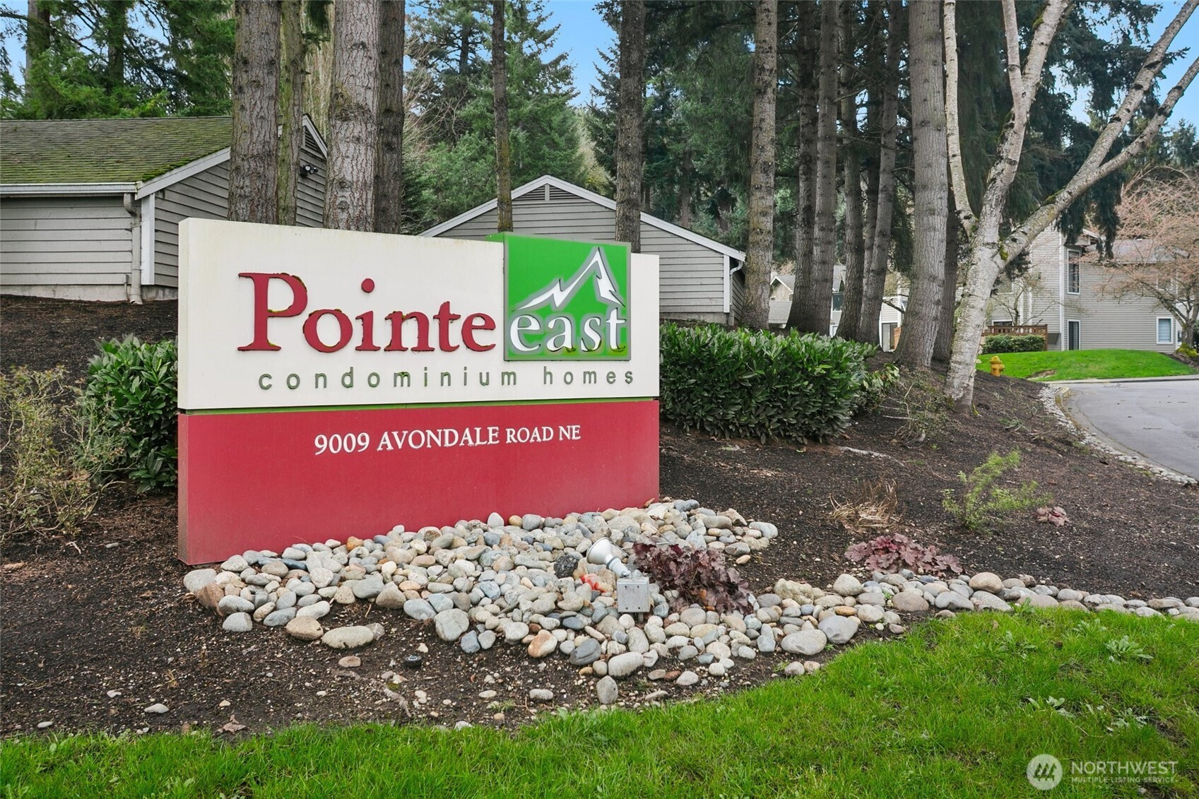 9009 Avondale Road NE, Redmond, WA 98052