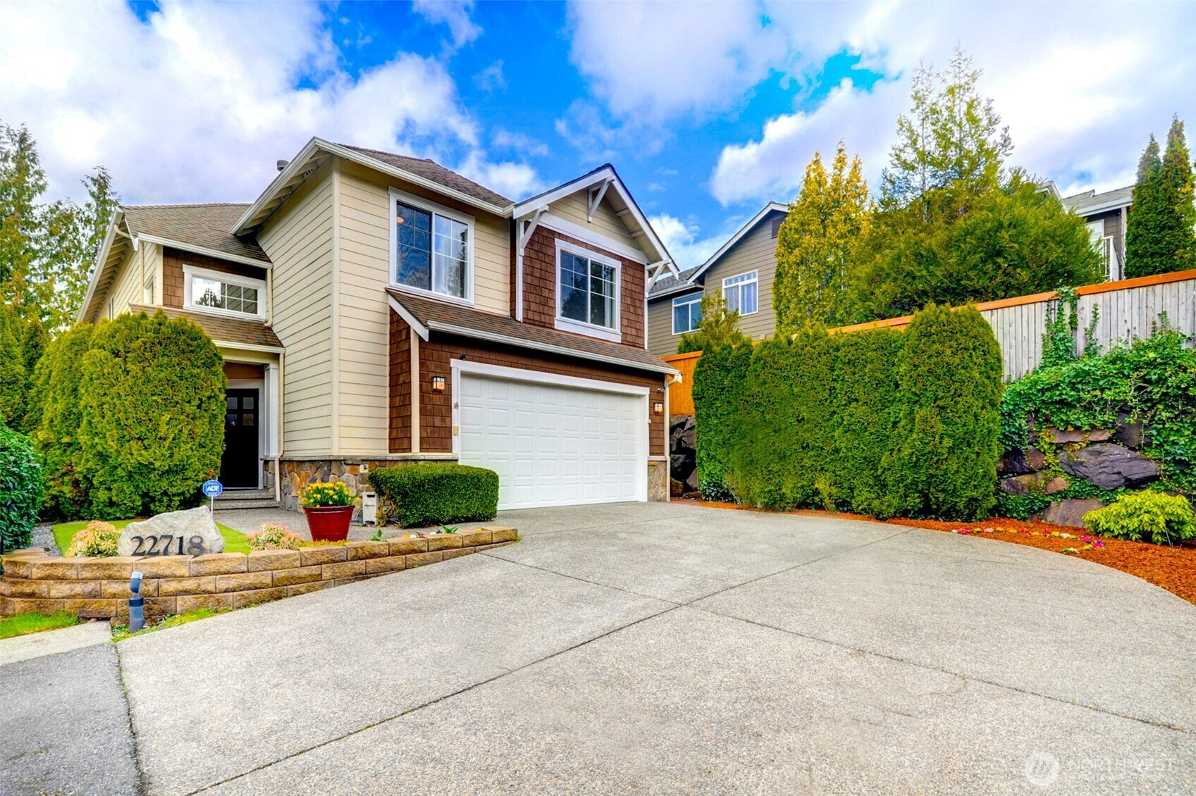 22718 SE 12th Place, Sammamish, WA 98075