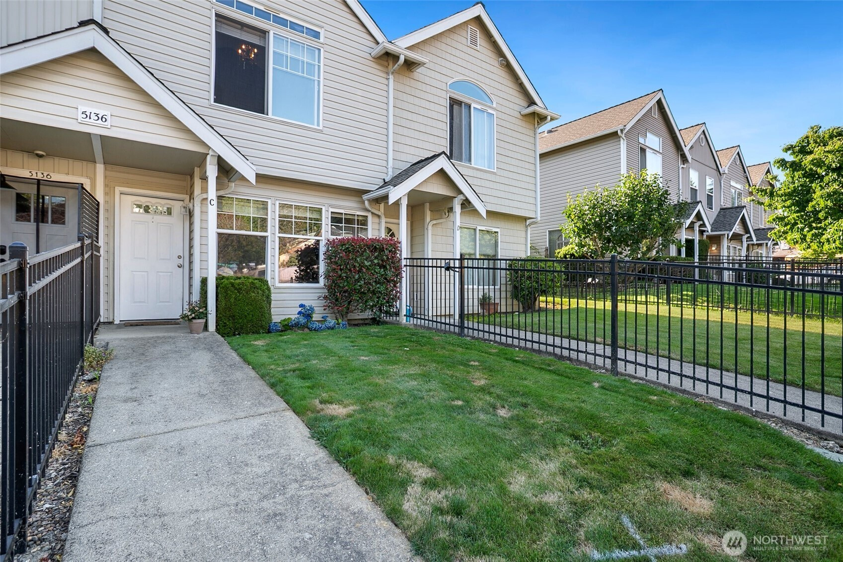 5136 Browns Point Boulevard, Tacoma, WA 98422