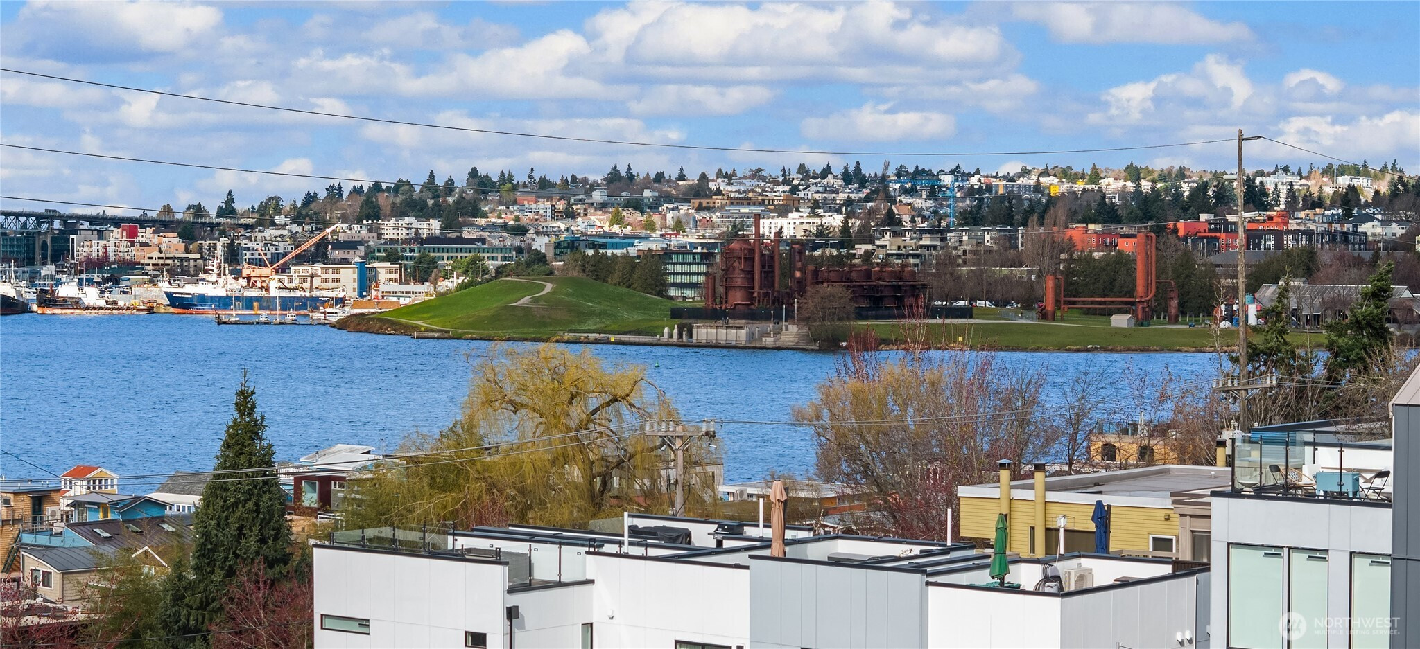 73 E Lynn St, Seattle, WA 98102