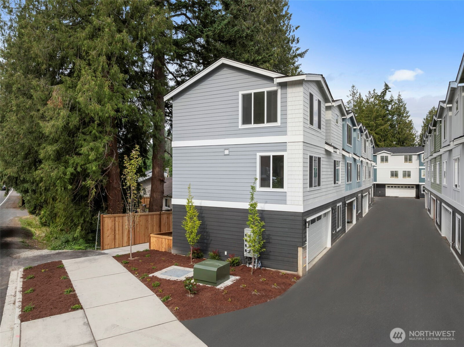 19505 Damson Road, Lynnwood, WA 98036