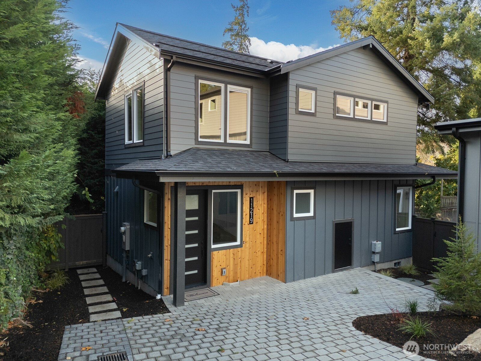 11219 NE 95th Street, Kirkland, WA 98033