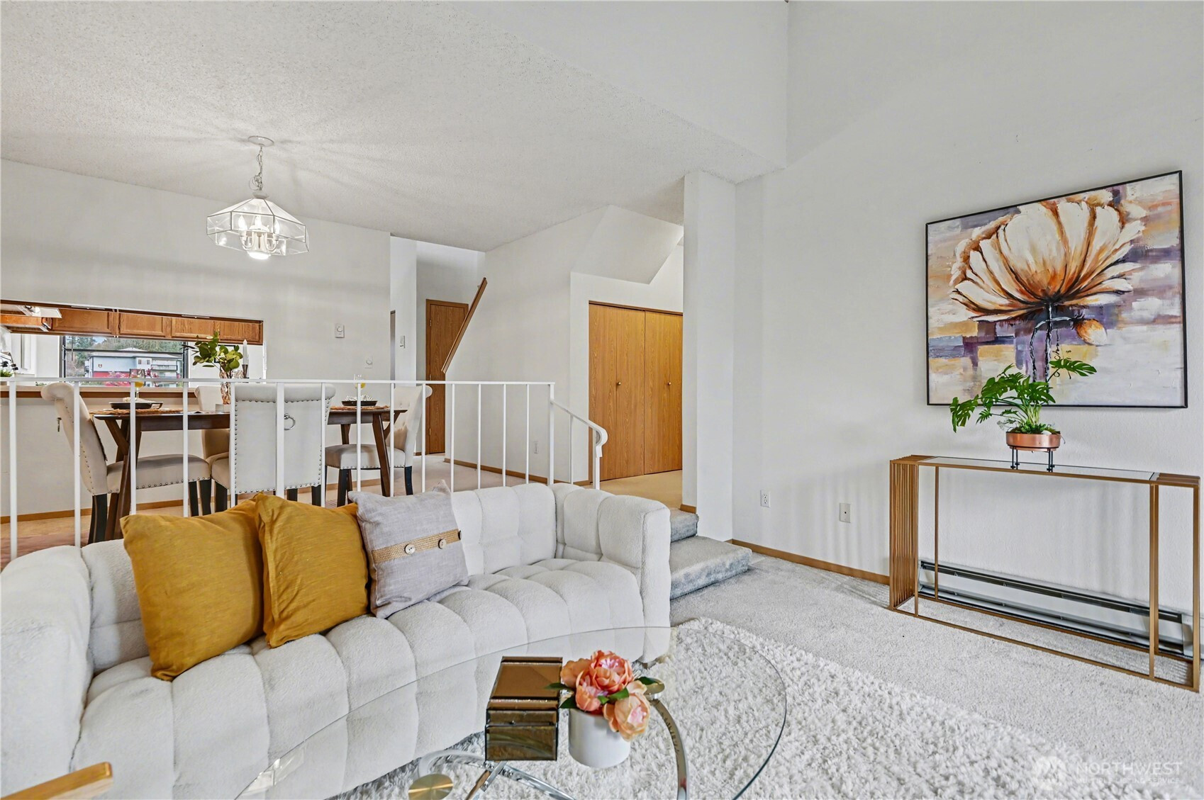 23001 Lakeview Dr, Mountlake Terrace, WA 98043