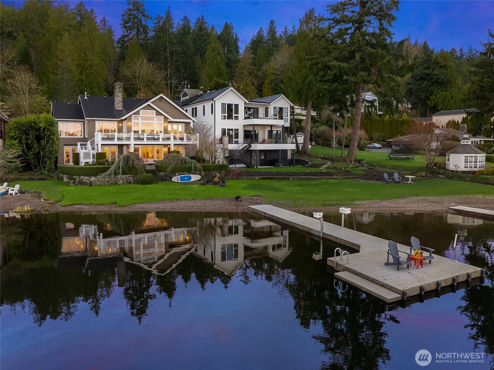 2010 W Lake Sammamish Parkway SE, Bellevue, WA 98008