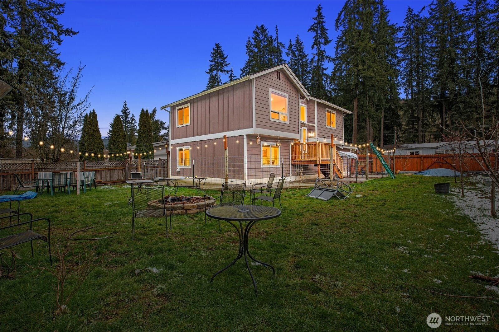 12808 E Macs Loop Road, Granite Falls, WA 98252