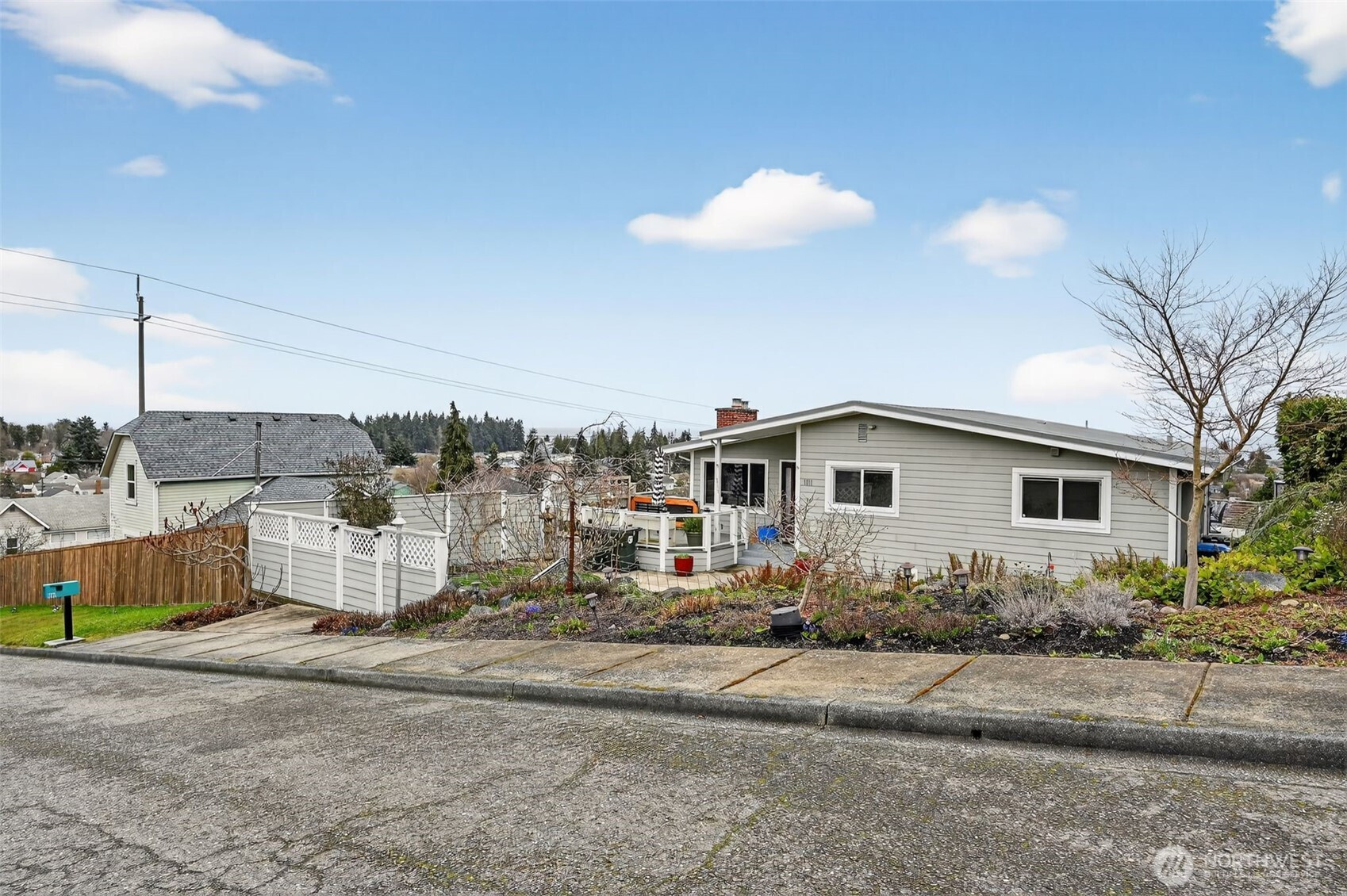 1111 E 8th Street, Port Angeles, WA 98362