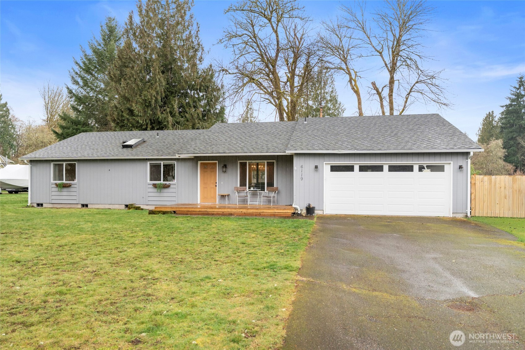 6119 Winwood Loop SE, Olympia, WA 98513