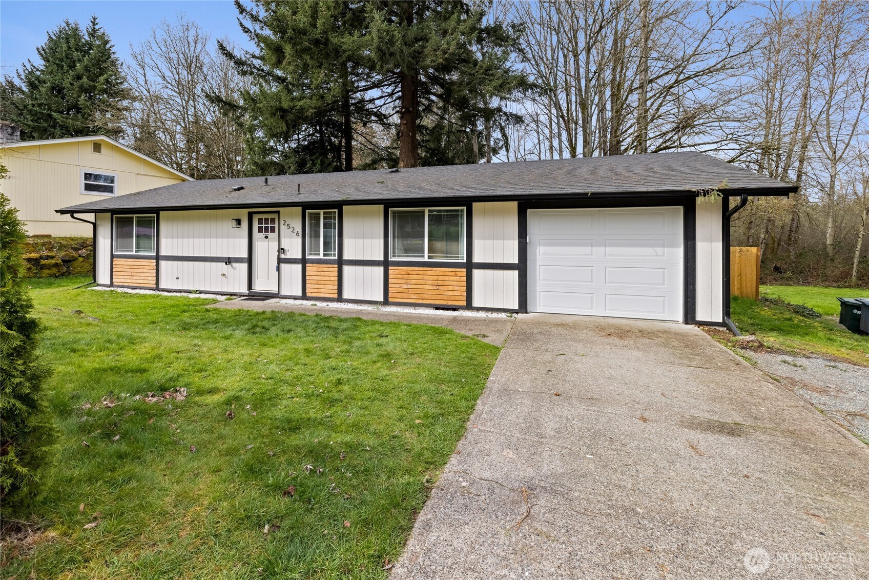 2526 Olympic Boulevard, Puyallup, WA 98374