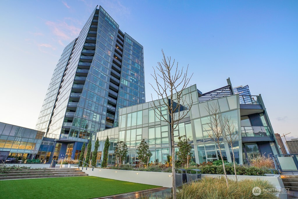 188 Bellevue Way NE, Bellevue, WA 98004