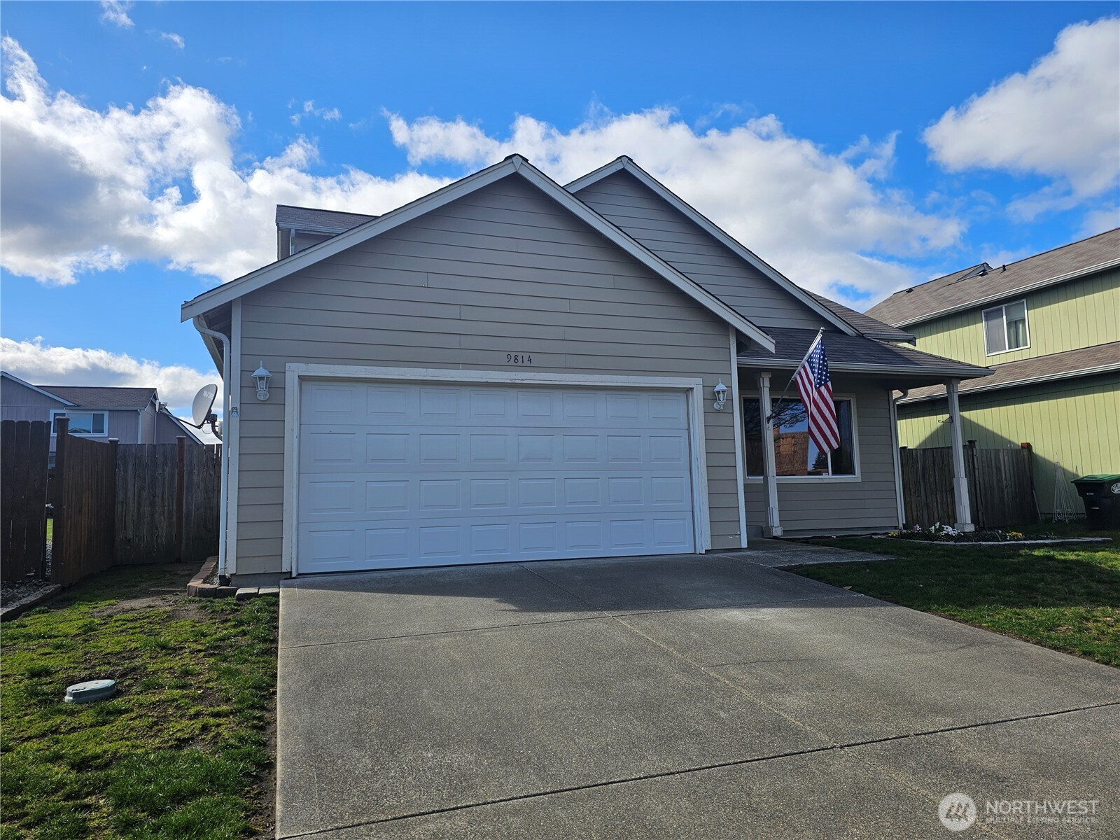 9814 Greenleaf Loop SE, Yelm, WA 98597