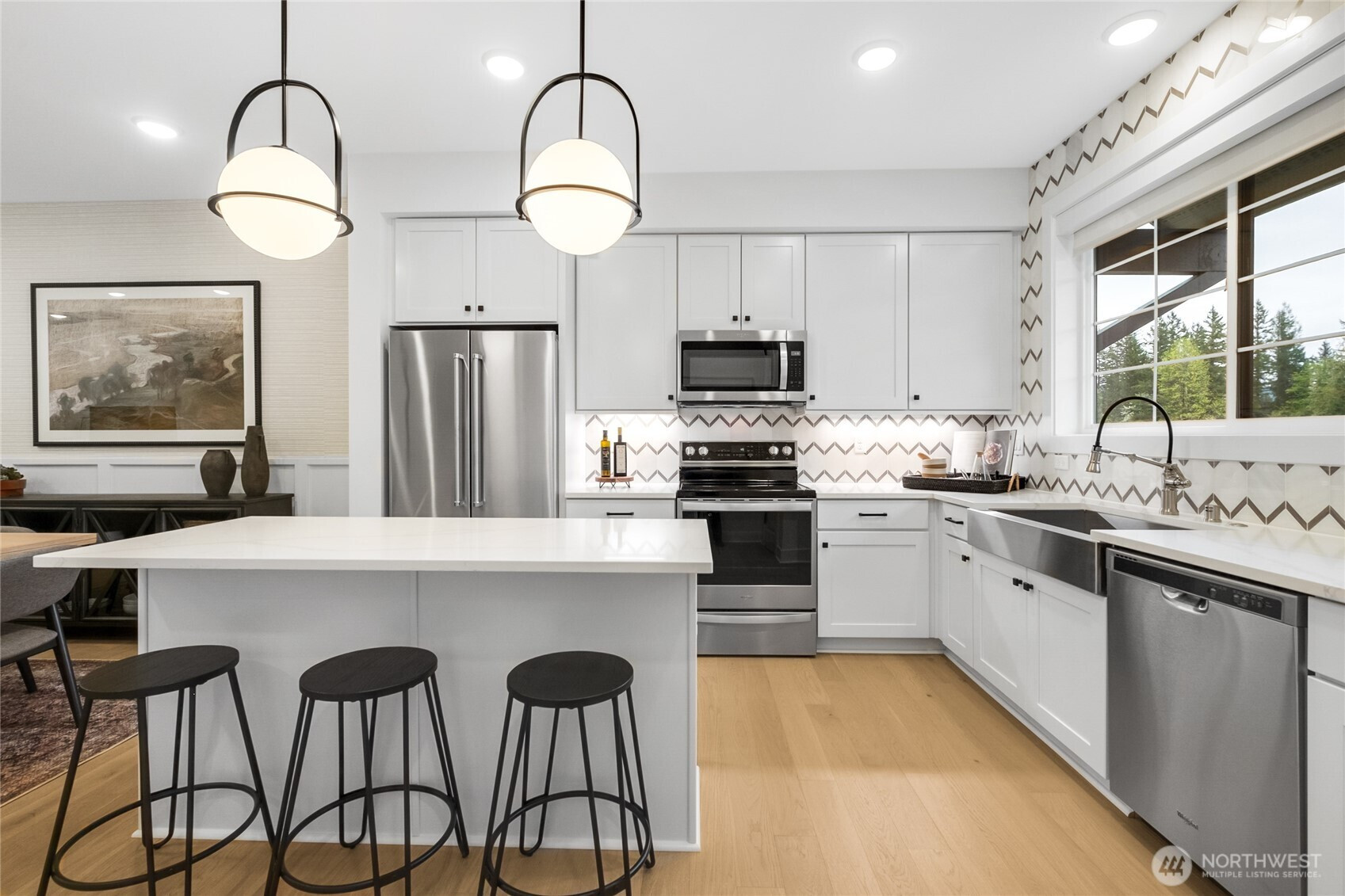 1191 Waterfall Way SE, North Bend, WA 98045