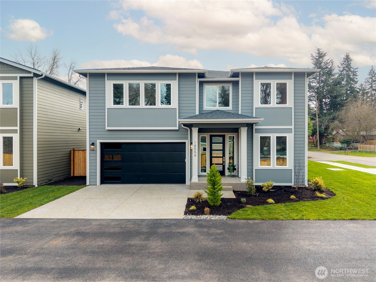 18554 Stone Avenue N, Shoreline, WA 98133