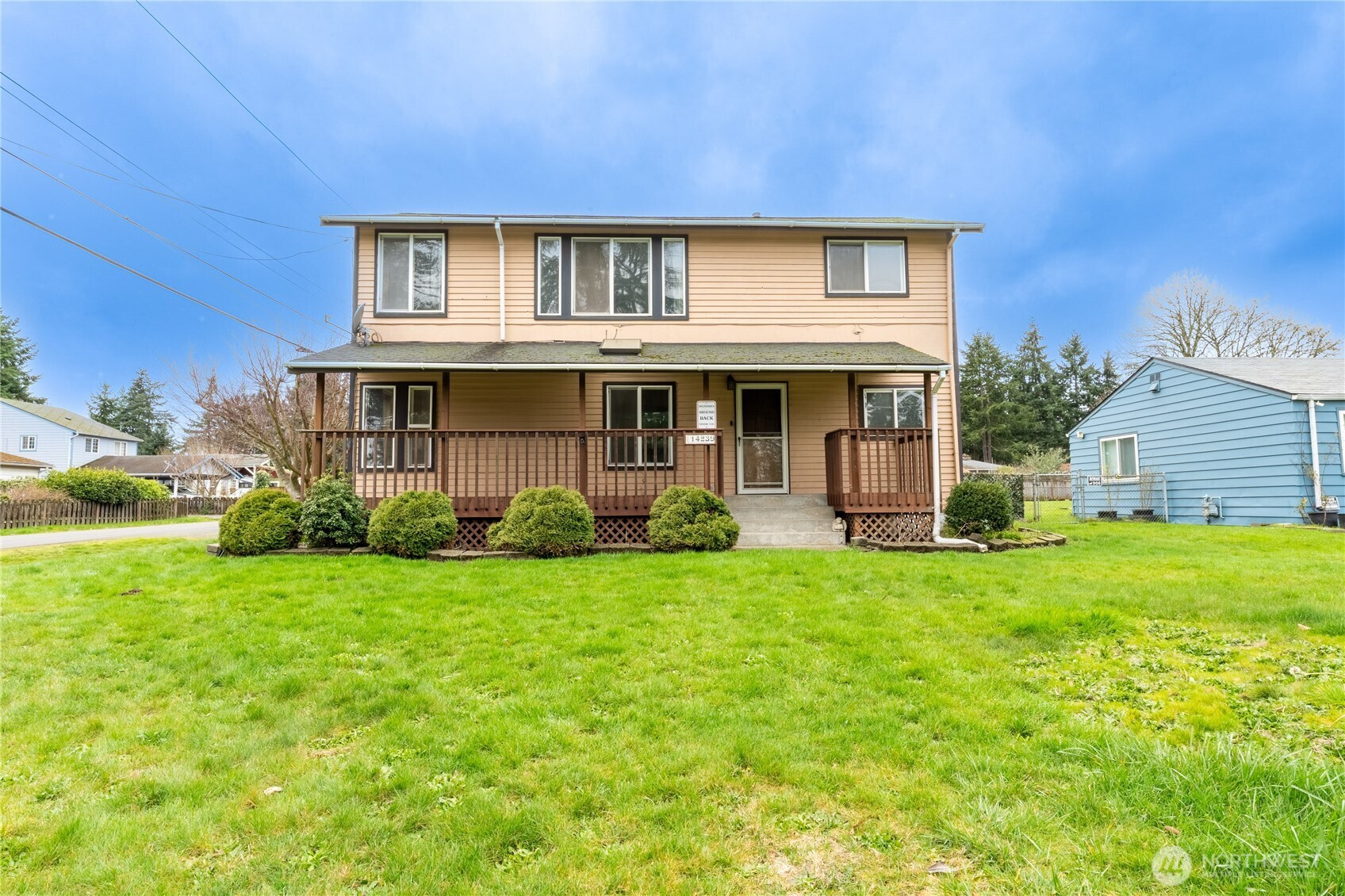 14239 8th Avenue S, Burien, WA 98168