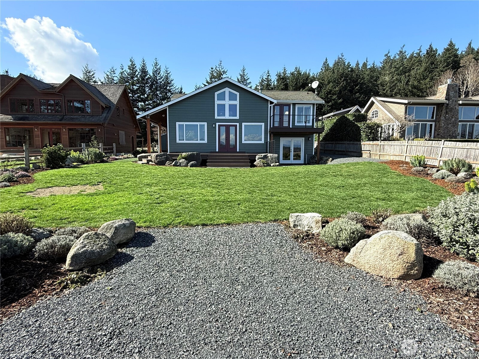1564 Seacrest Drive, Lummi Island, WA 98262