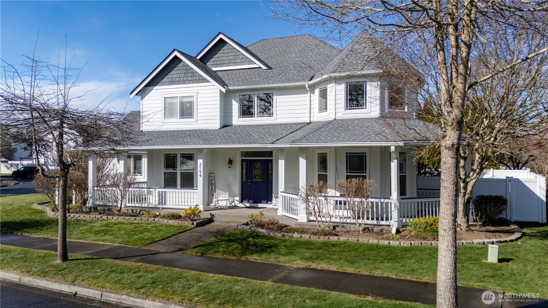 2194 Forrest Place, Dupont, WA 98327