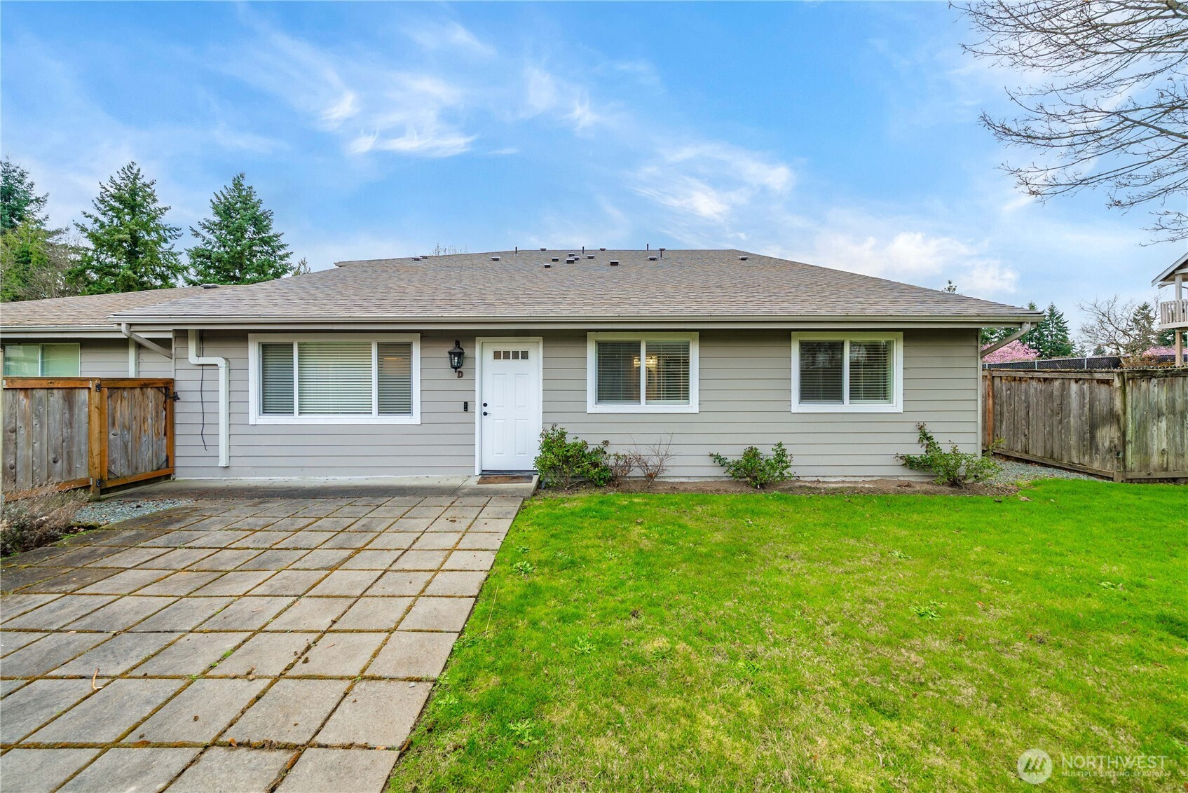 9809 132nd Street Ct E, Puyallup, WA 98373