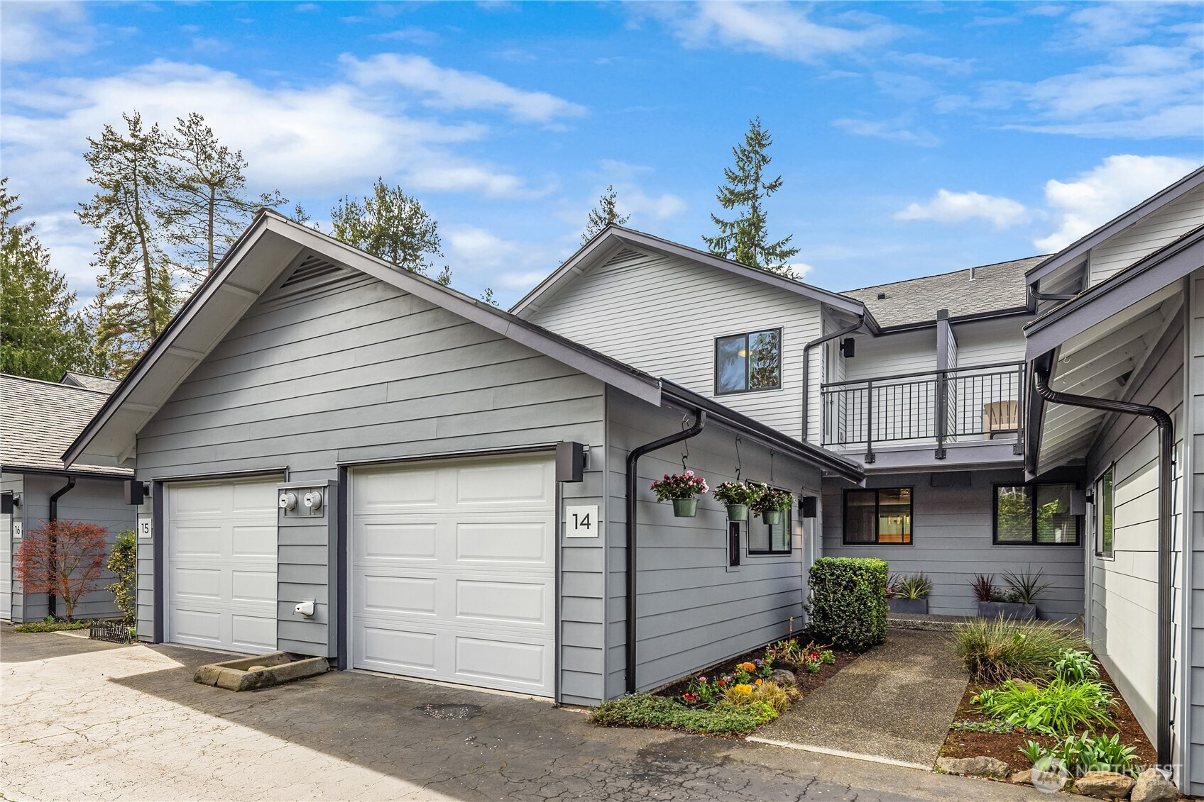 7740 196th Street SW, Edmonds, WA 98026