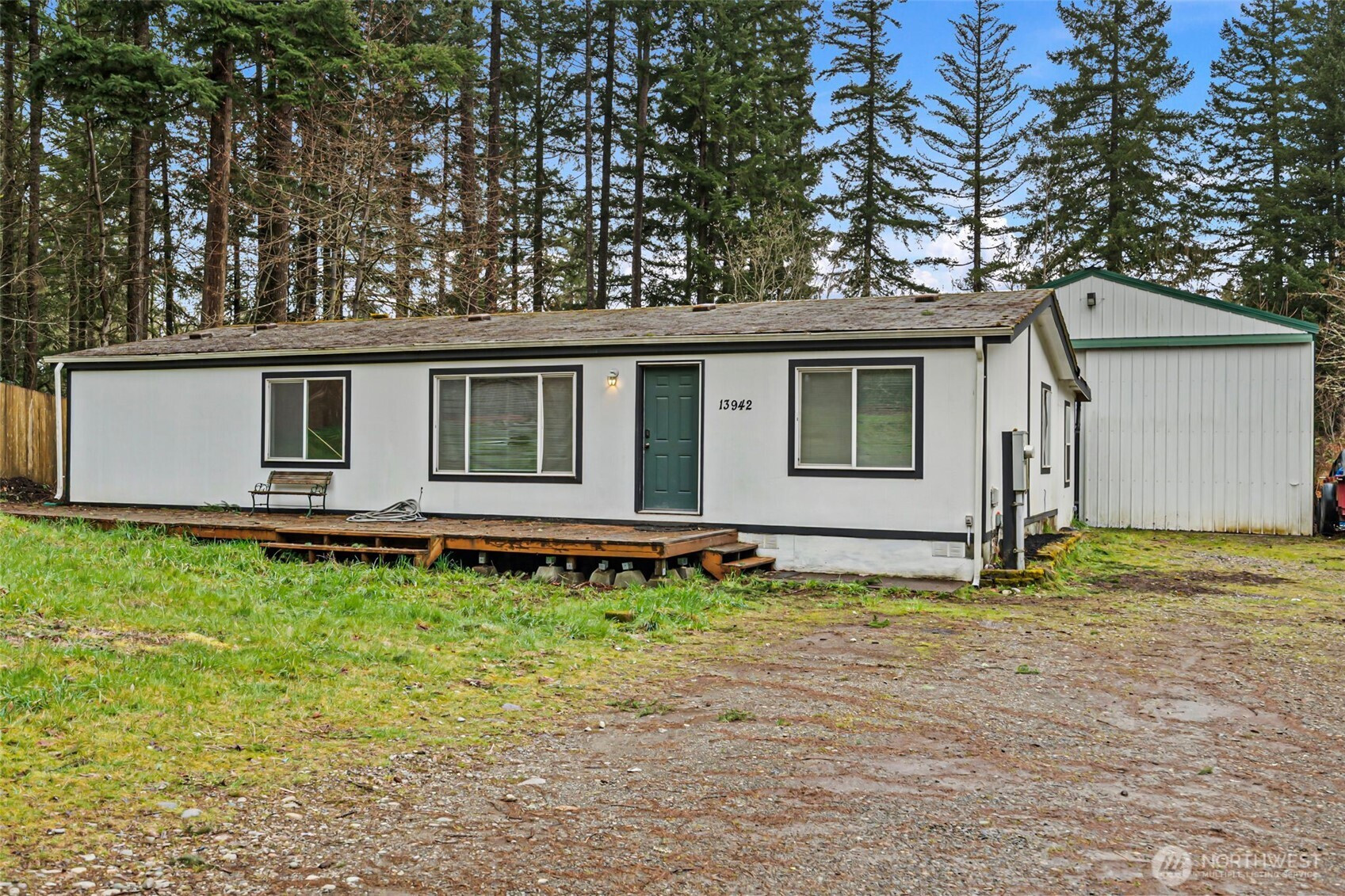 13942 169th Avenue SE, Rainier, WA 98576