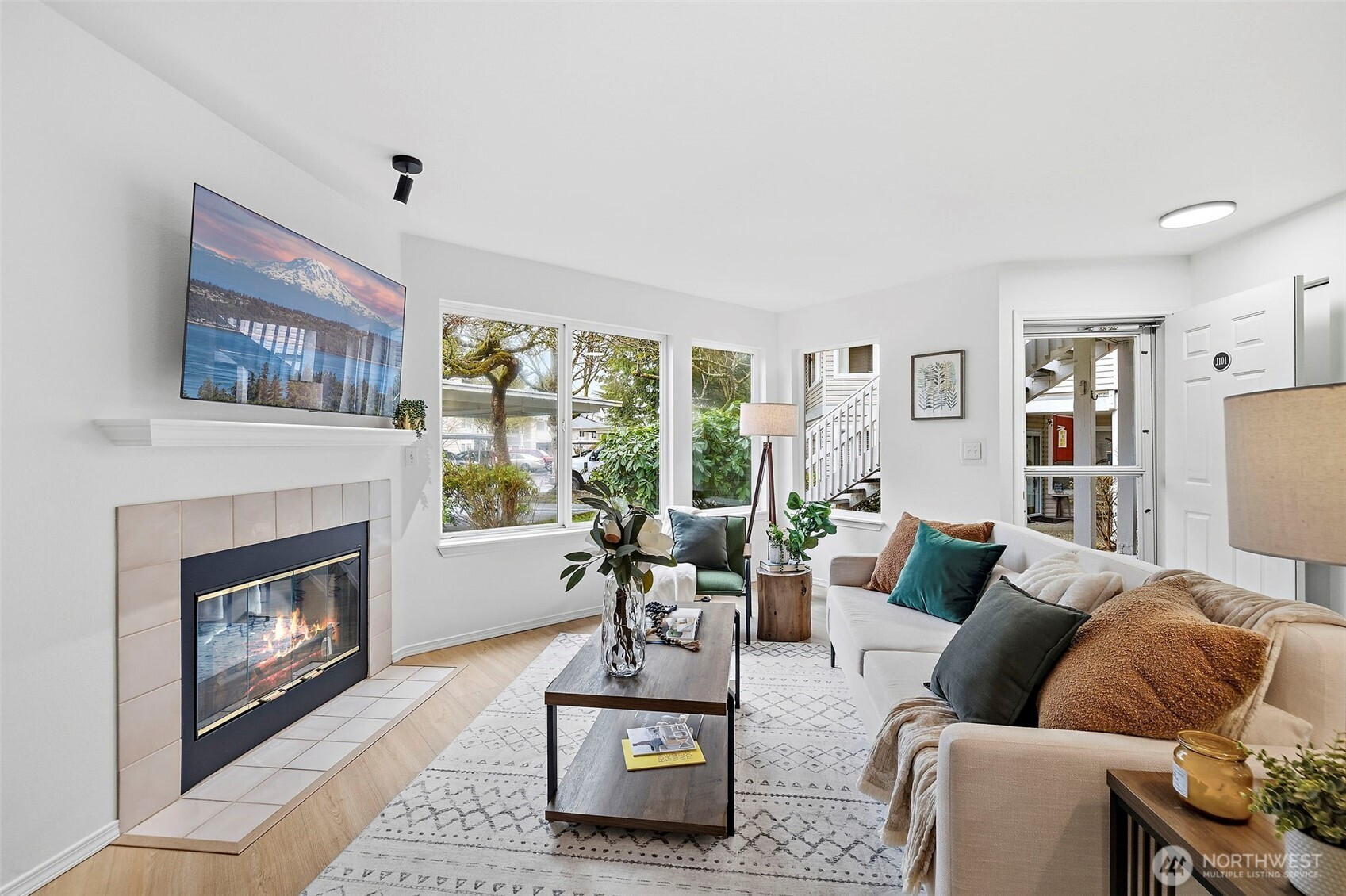 9210 Market Place, Lake Stevens, WA 98258