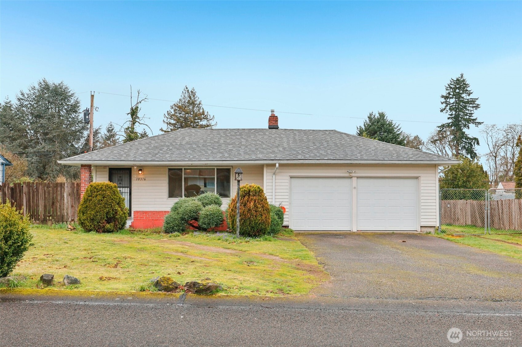 10316 Becker Drive SW, Lakewood, WA 98499