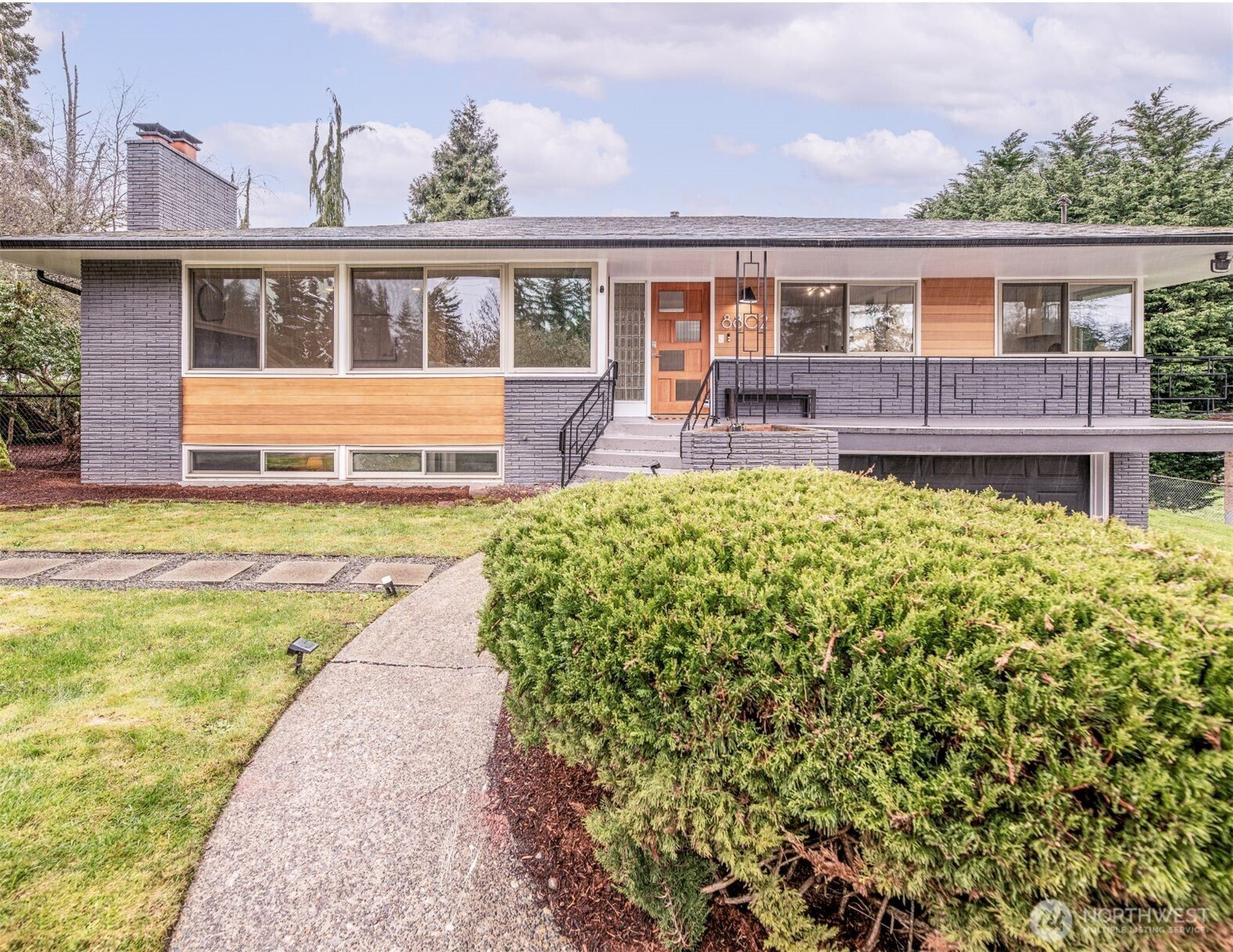 8802 Del Campo Drive, Everett, WA 98208