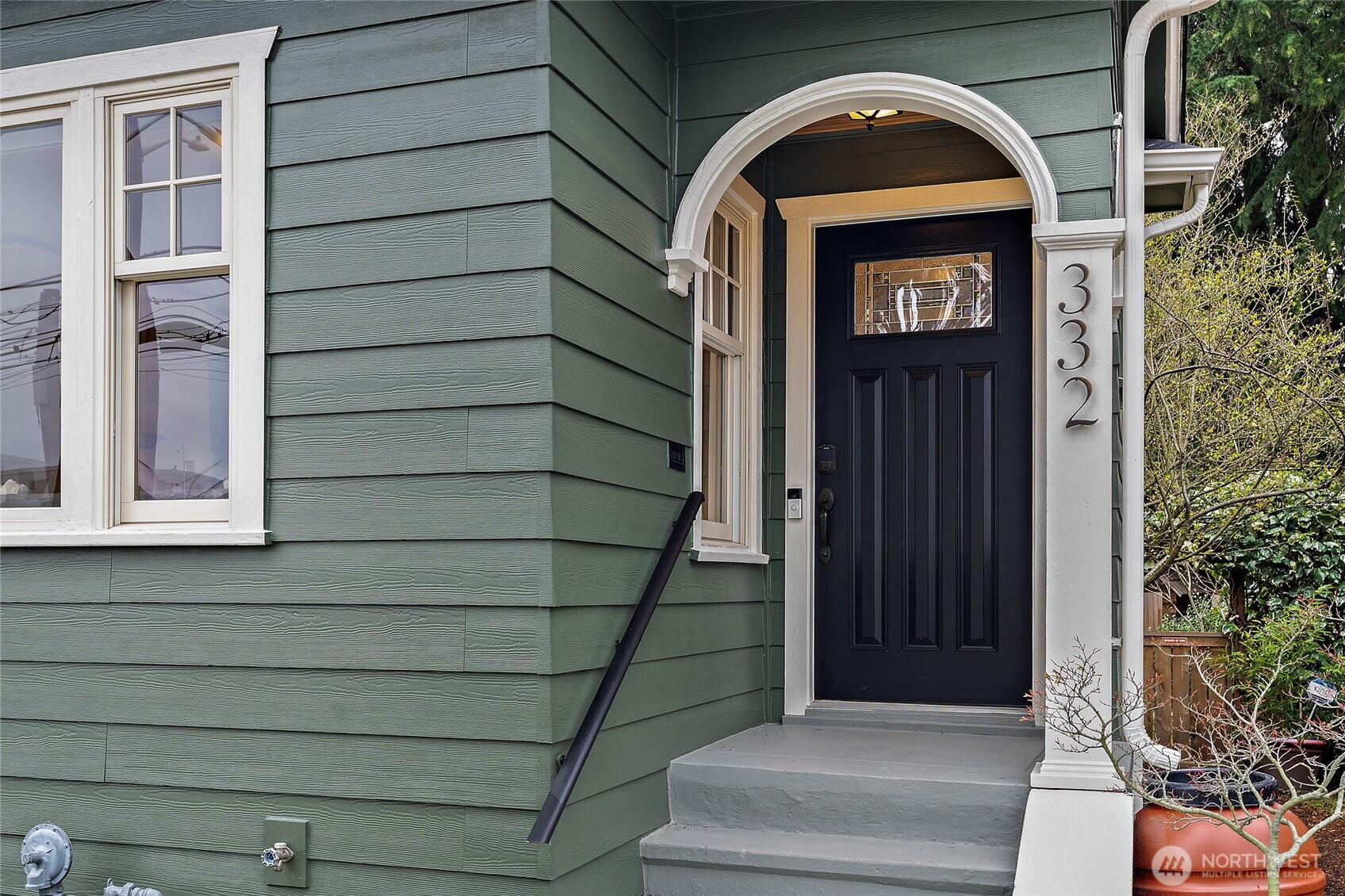 332 25th Avenue, Seattle, WA 98122