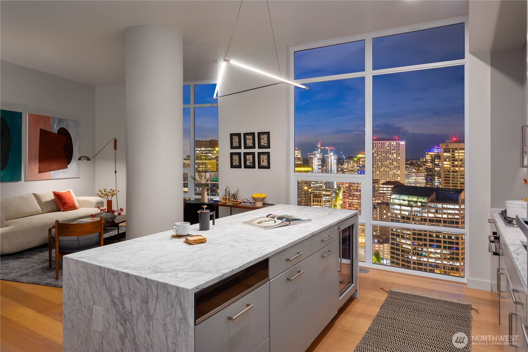 121 Stewart Street, Seattle, WA 98101