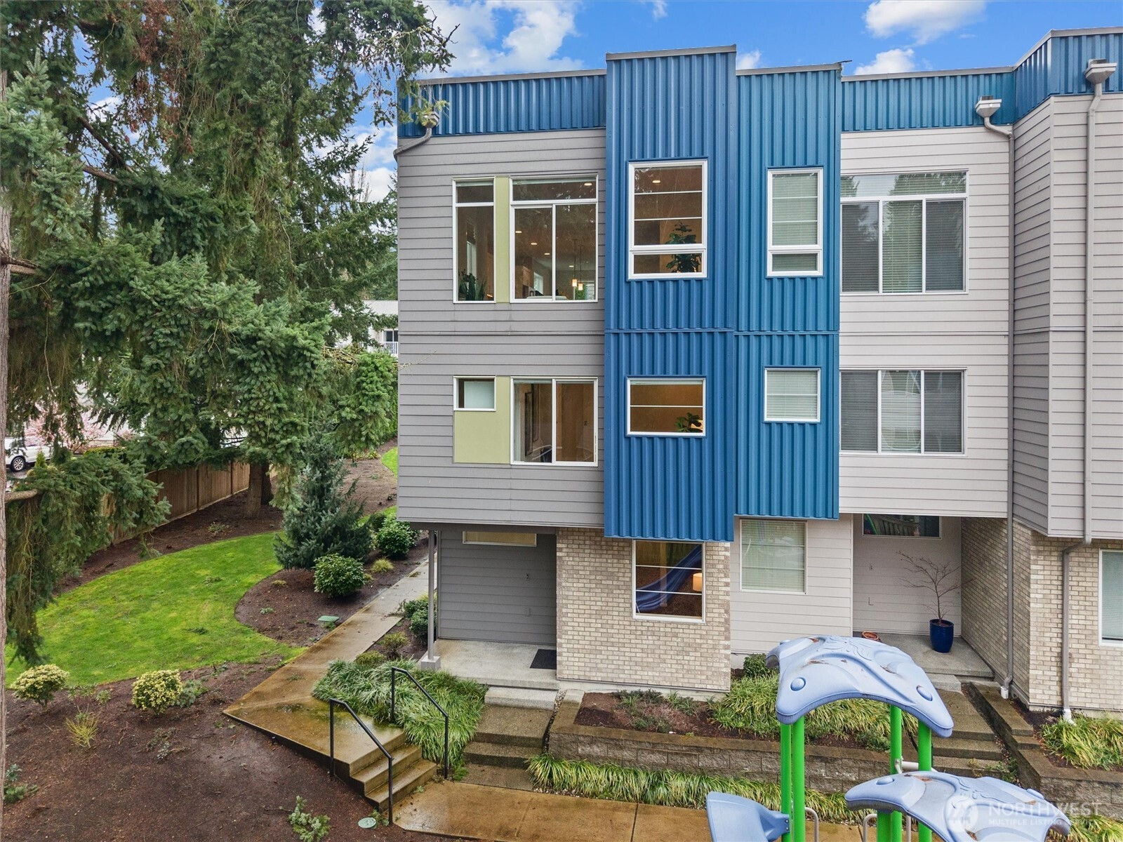 7629 NE 122nd Court, Kirkland, WA 98034