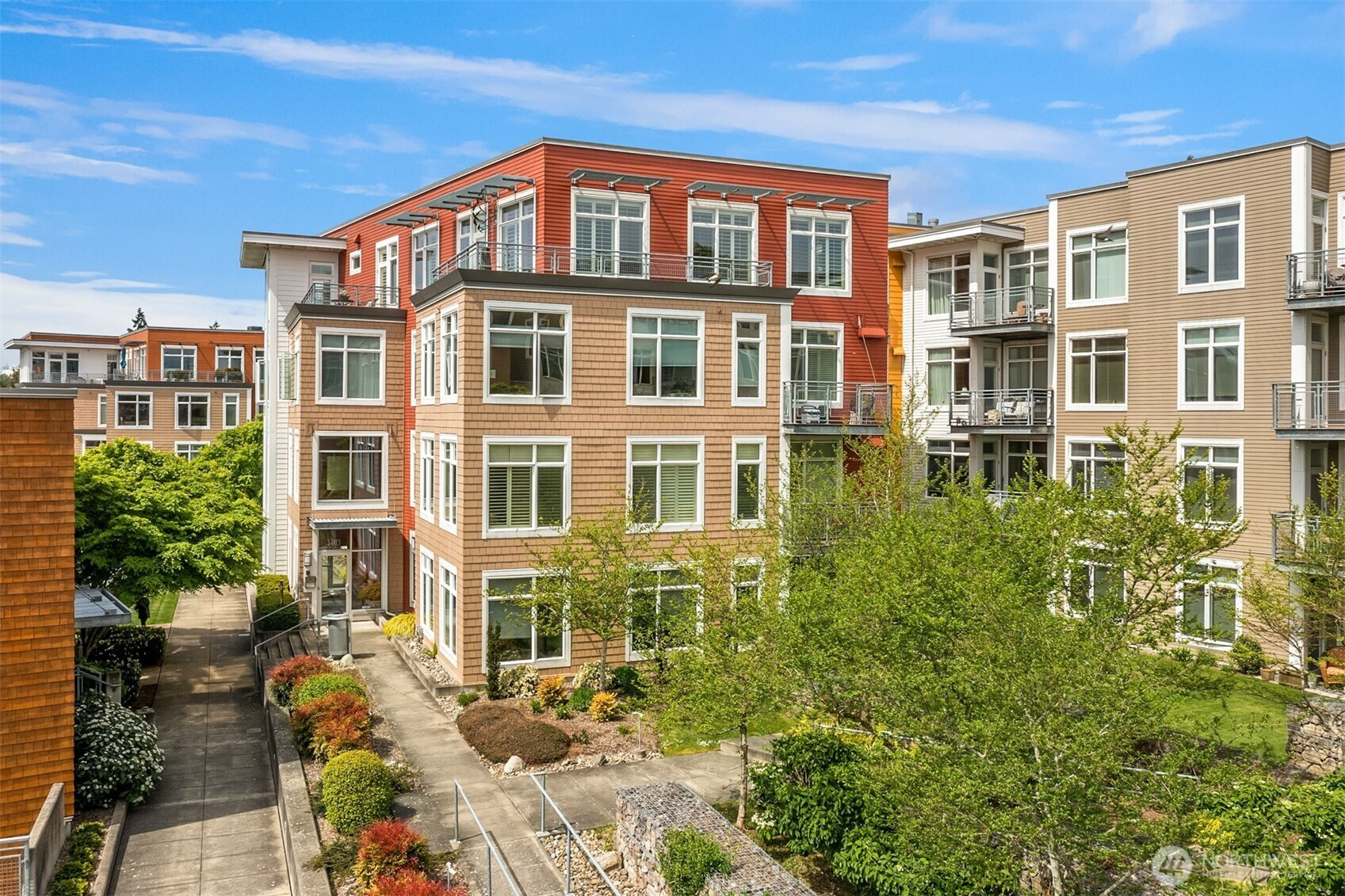 190 Harbor Square Loop NE, Bainbridge Island, WA 98110